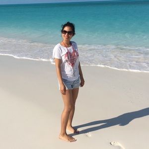 Meet your Posher, Happytaniya